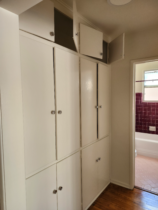 1347 North Alta Vista Boulevard #15 - Photo 5 of 11