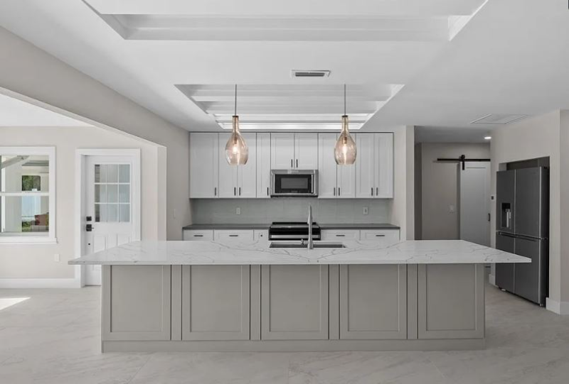 27296 Buccaneer Drive - Photo 3 of 19