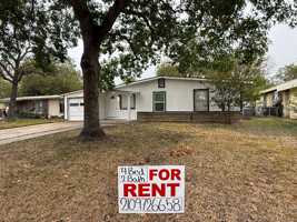 featured image of 219 Serna Park