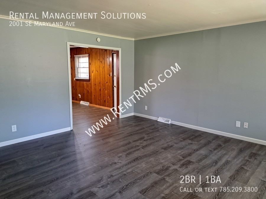 2001 Se Maryland Ave - Photo 6 of 20