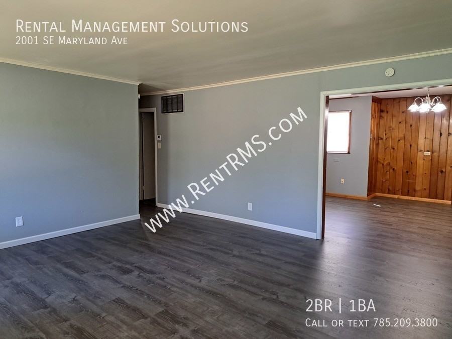 2001 Se Maryland Ave - Photo 7 of 20