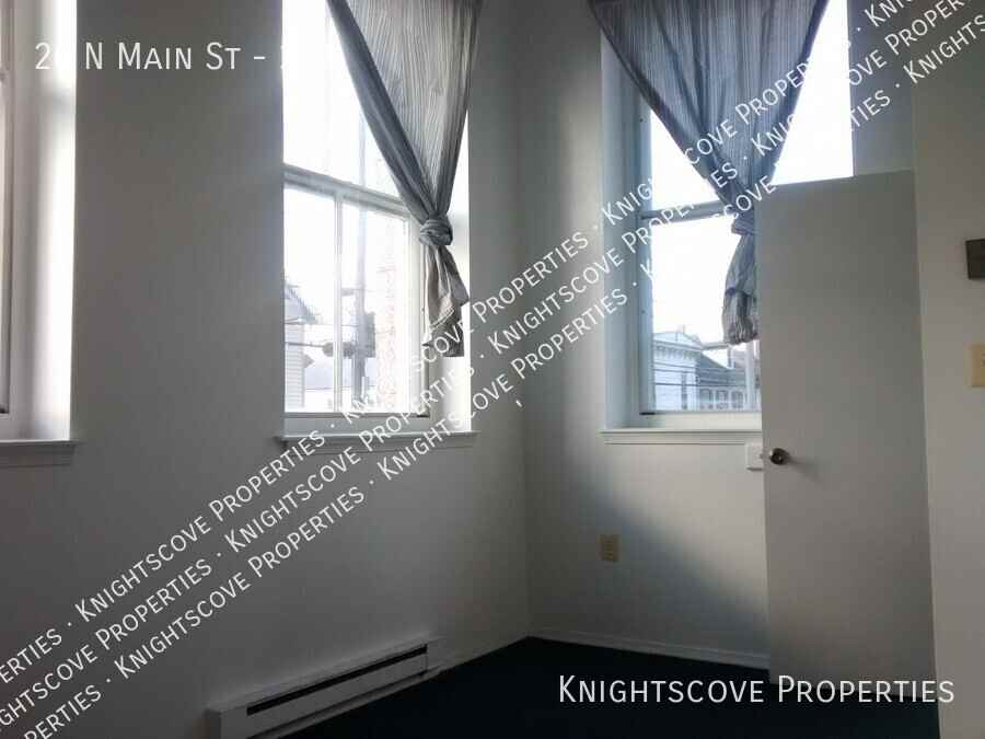 20 North Main Street #2 - Photo 5 of 25