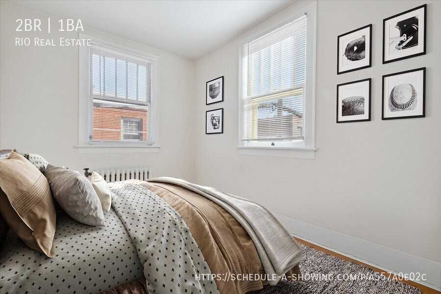 1030 N Pearl St #5 - Photo 4 of 12