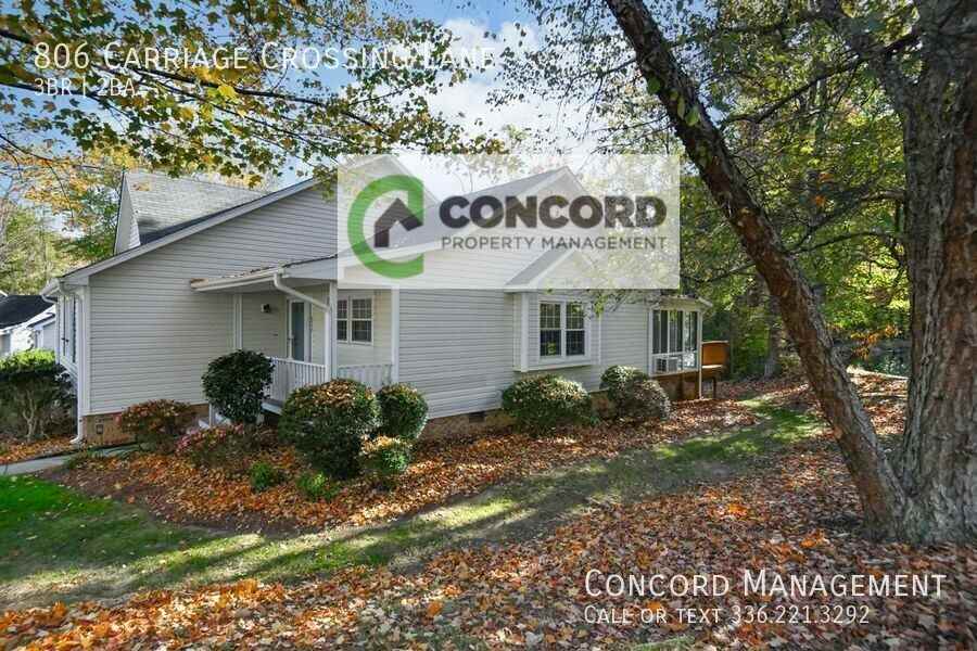 806 Carriage Crossing Ln - Photo 2 of 41