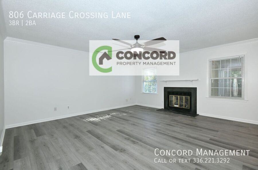 806 Carriage Crossing Ln - Photo 6 of 41