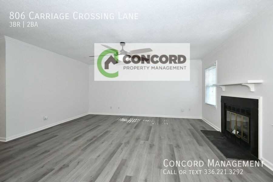806 Carriage Crossing Ln - Photo 7 of 41