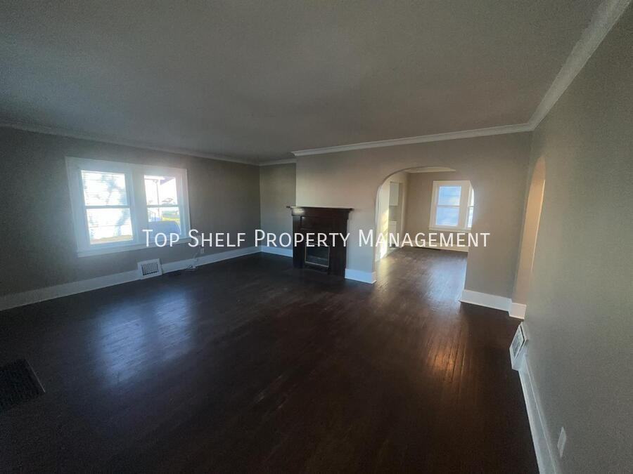 3307 2nd Ave - Photo 3 of 14