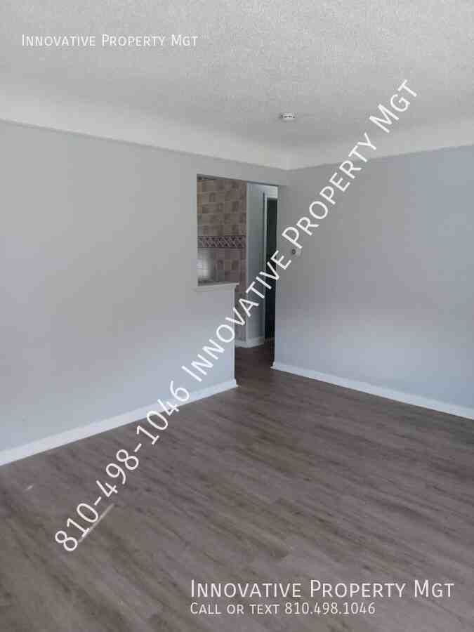 2002 Santa Barbara Drive - Photo 5 of 27