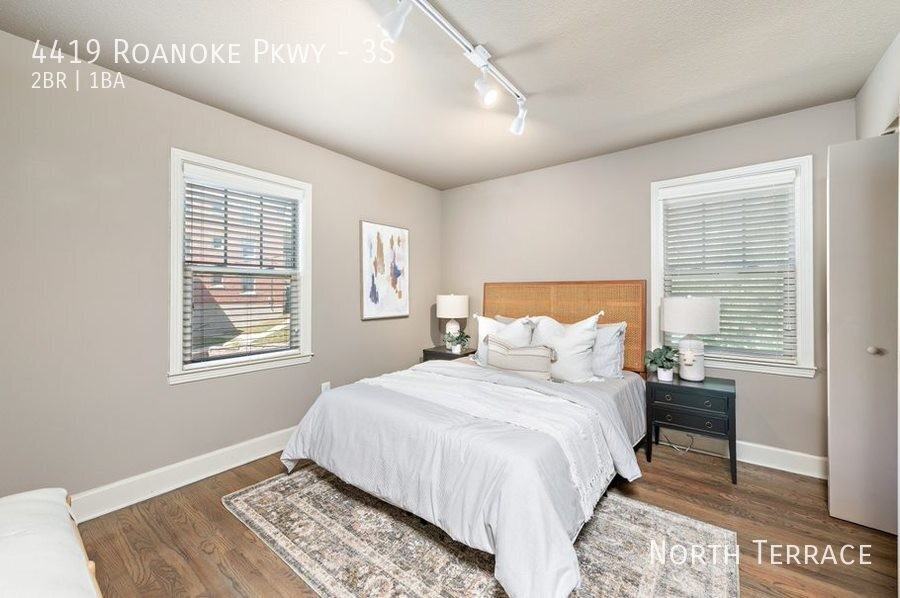 4419 Roanoke Pkwy #3S - Photo 7 of 50