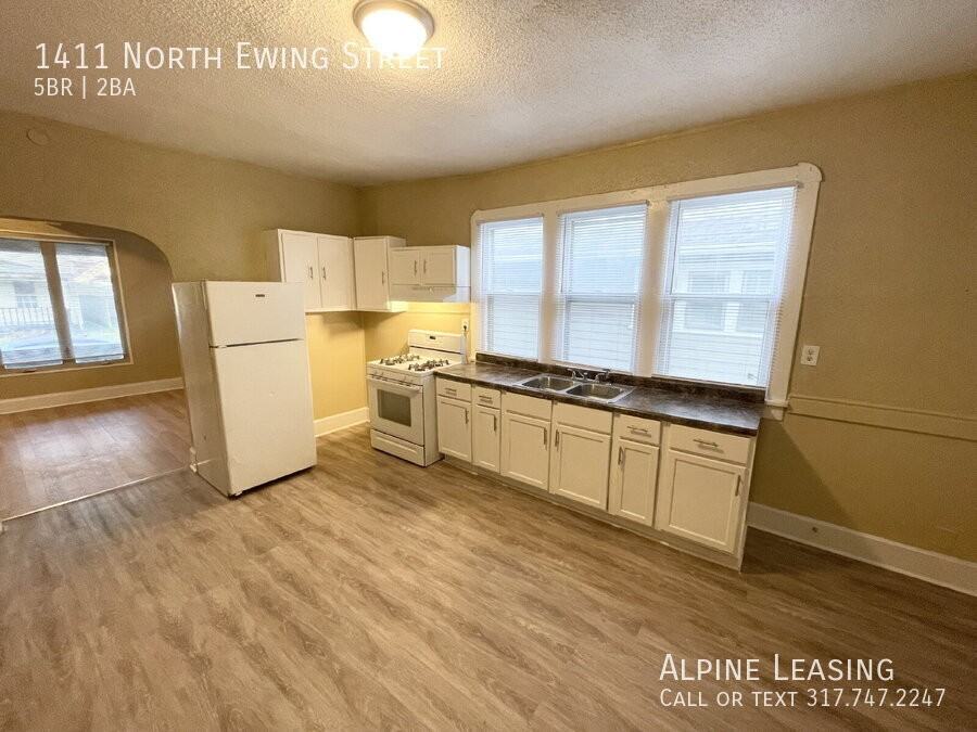 1411 North Ewing Street - Photo 3 of 8