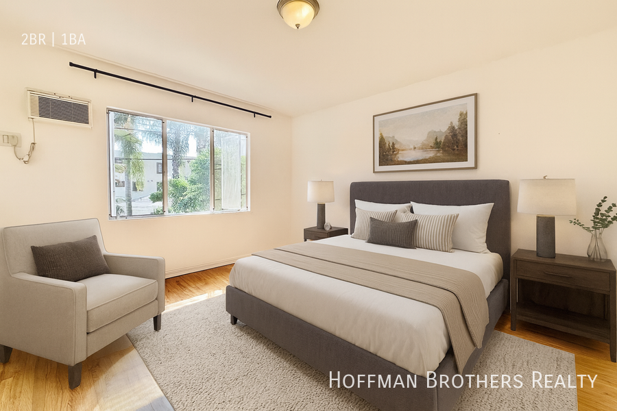 11153 1/2 La Maida St - Photo 2 of 7