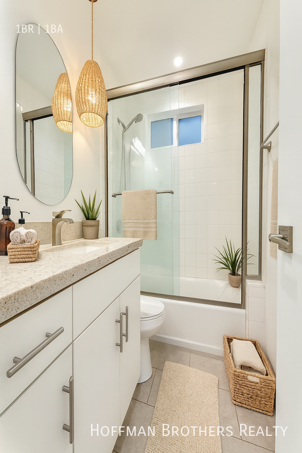 3245 Drew St #2 - Photo 4 of 8