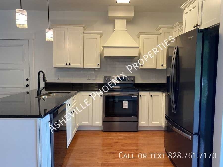 426 Shadow Wood Drive - Photo 4 of 20