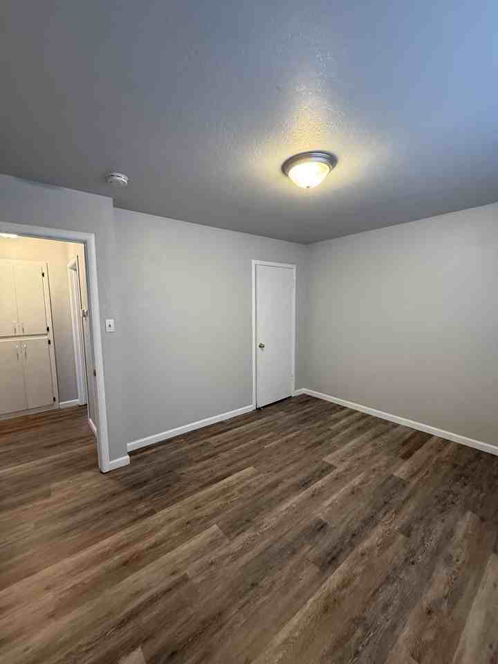1627 D Street #11 - Photo 3 of 11