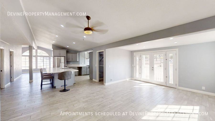 15130 Chevy Lane - Photo 5 of 31