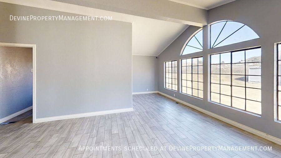 15130 Chevy Lane - Photo 7 of 31