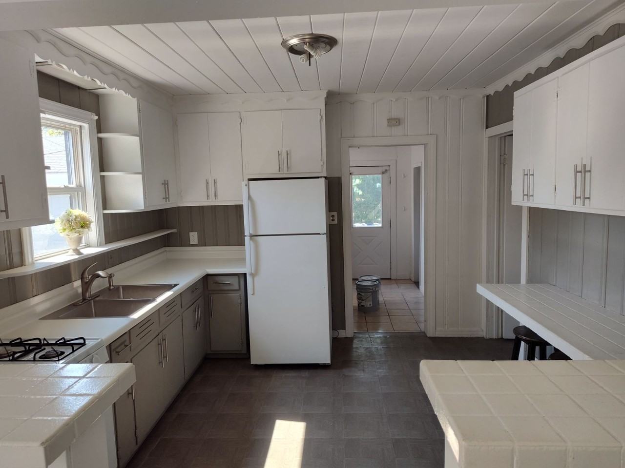 10850 Parkside Ave #NA - Photo 2 of 13