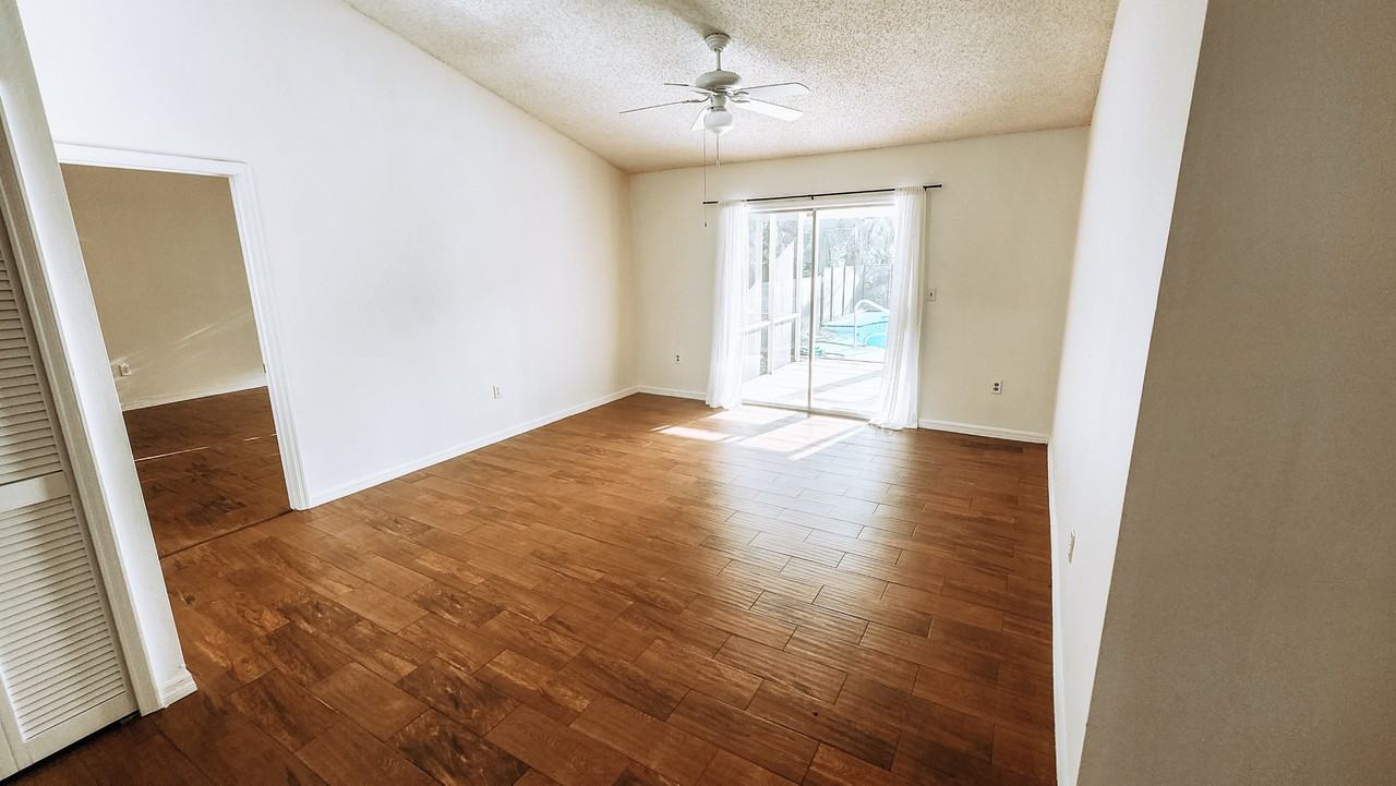 1521 Barber St #NA - Photo 7 of 29