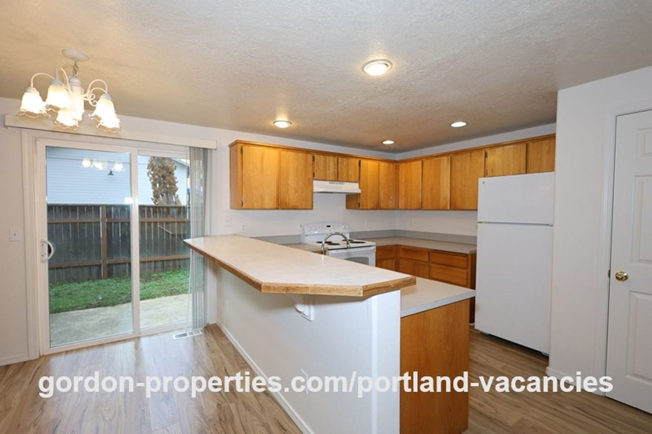 5250 Se 73rd Ave - Photo 6 of 40