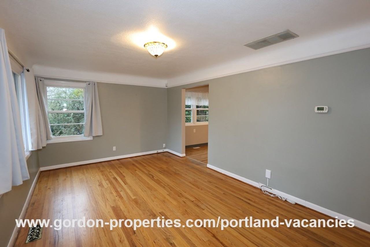 4009 Se Flavel St - Photo 4 of 34