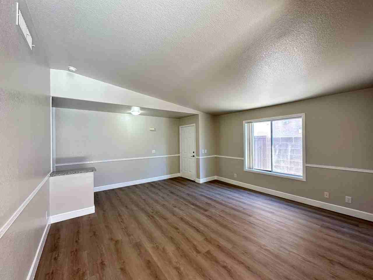 8109 Sickle Lane - Photo 2 of 17