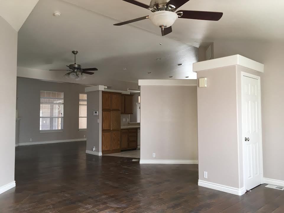 20562 Verde Vista Parkway - Photo 3 of 22