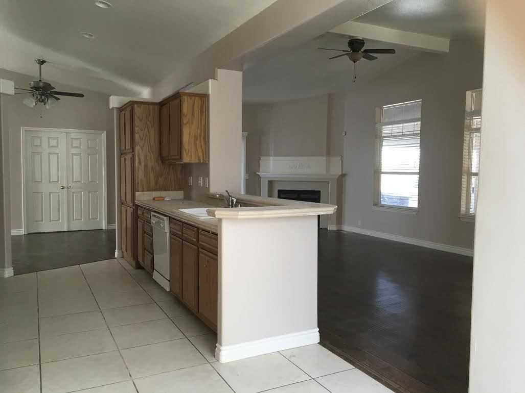 20562 Verde Vista Parkway - Photo 6 of 22