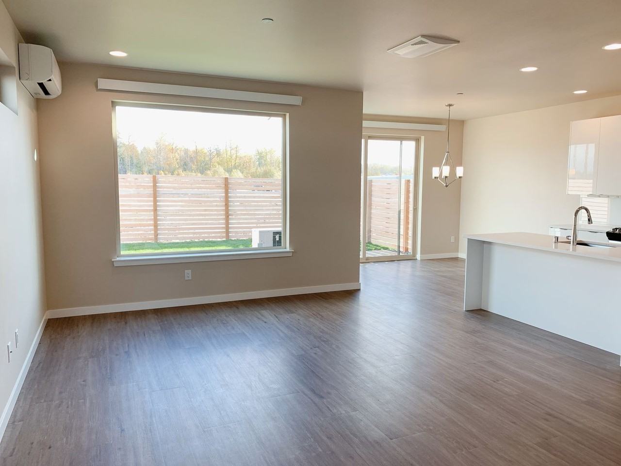 4844 Springside St - Photo 3 of 32