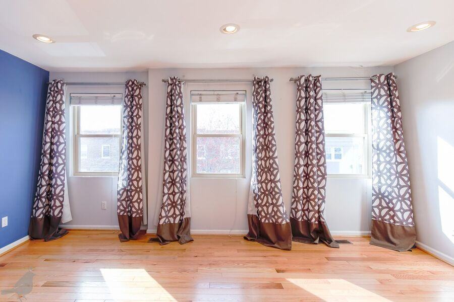 423 18th St Ne #1 - Photo 3 of 50