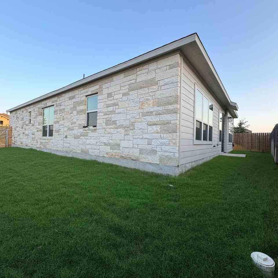 3750 E Palm Valley Blvd - Photo 4 of 34