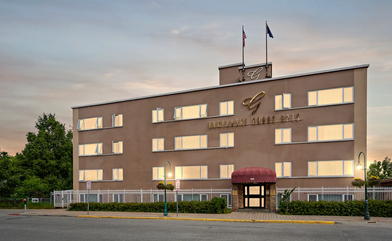 505 West 2nd Avenue - Photo 5 of 7