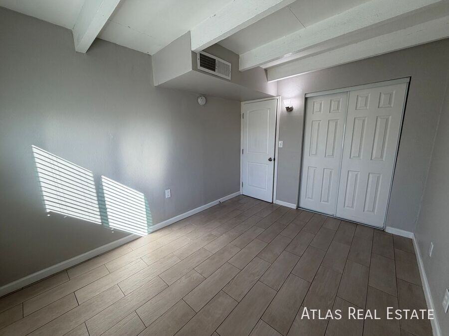 3451 N Flowing Wells Rd #4 - Photo 4 of 17