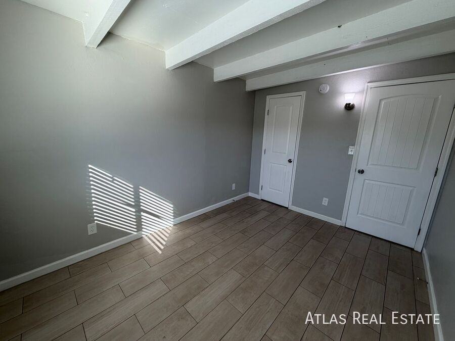 3451 N Flowing Wells Rd #4 - Photo 7 of 17