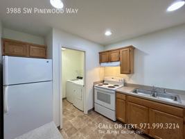 featured image of 3988 Southwest Pinewood Way