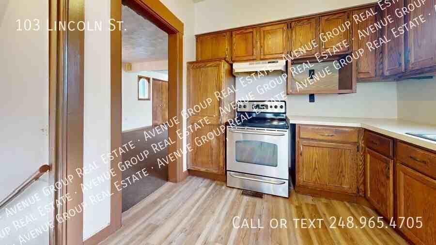 103 Lincoln Street - Photo 5 of 14