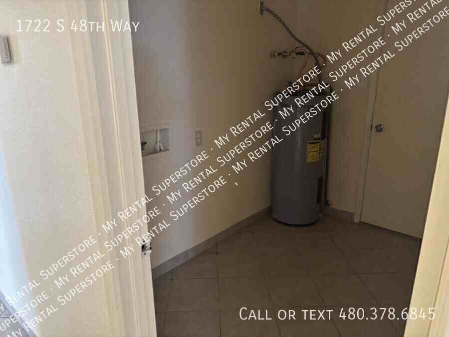 1722 48th Way - Photo 5 of 8