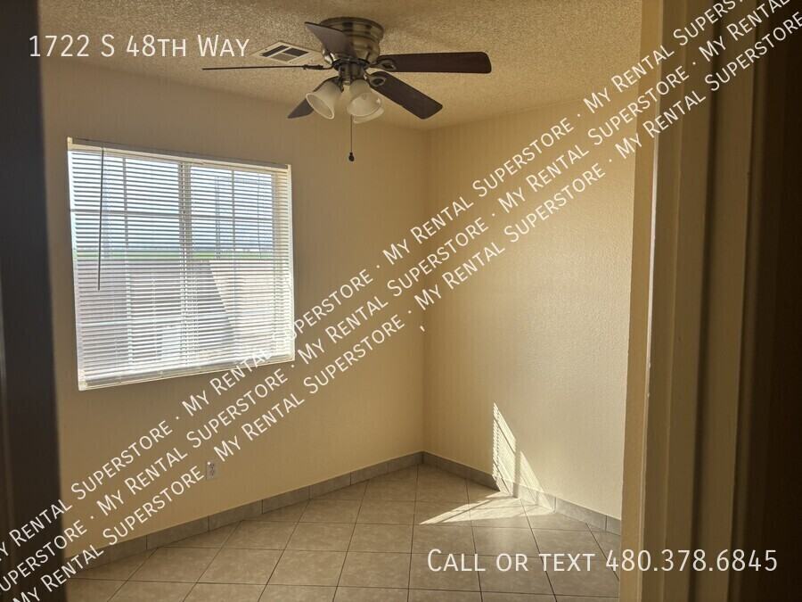 1722 48th Way - Photo 7 of 8