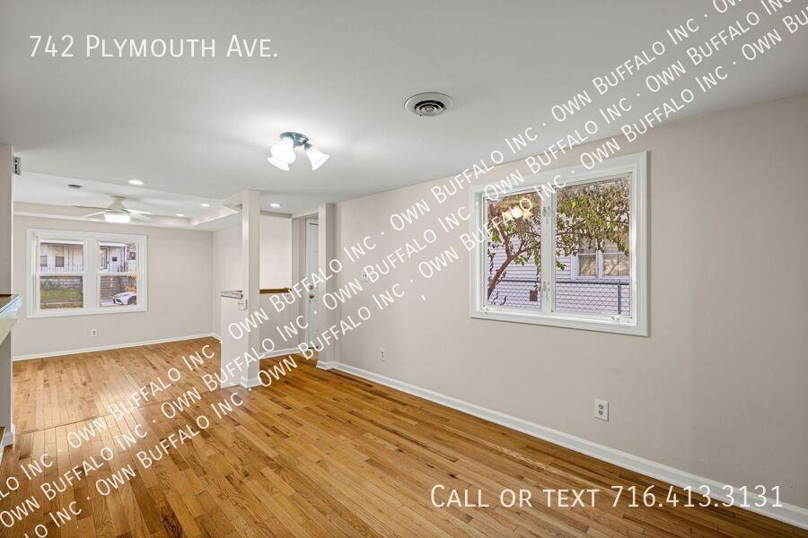 742 Plymouth Ave - Photo 2 of 28