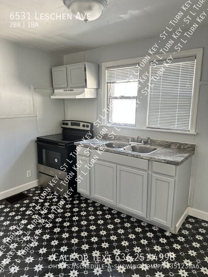 6531 Leschen Avenue - Photo 7 of 9