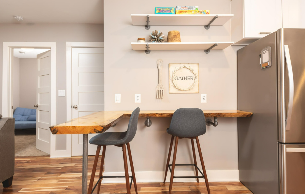 614 Lafayette Avenue Southeast - Photo 6 of 14