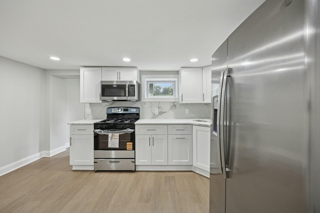 635 Stanton Christiana Road, Unit 645 - Photo 2 of 11