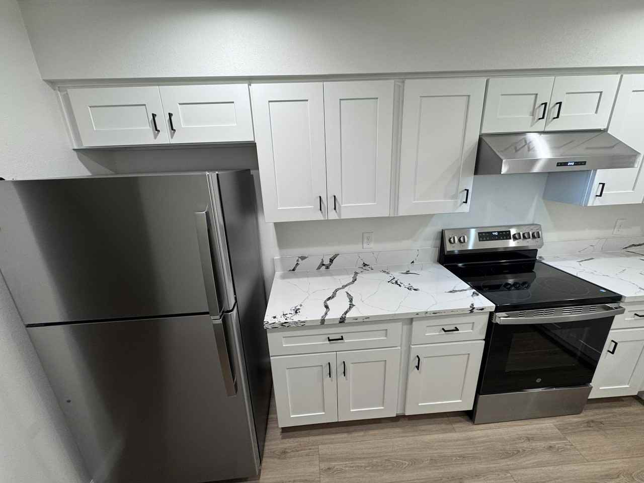 2126 North Glenn Avenue, Unit 2126 - Photo 2 of 30