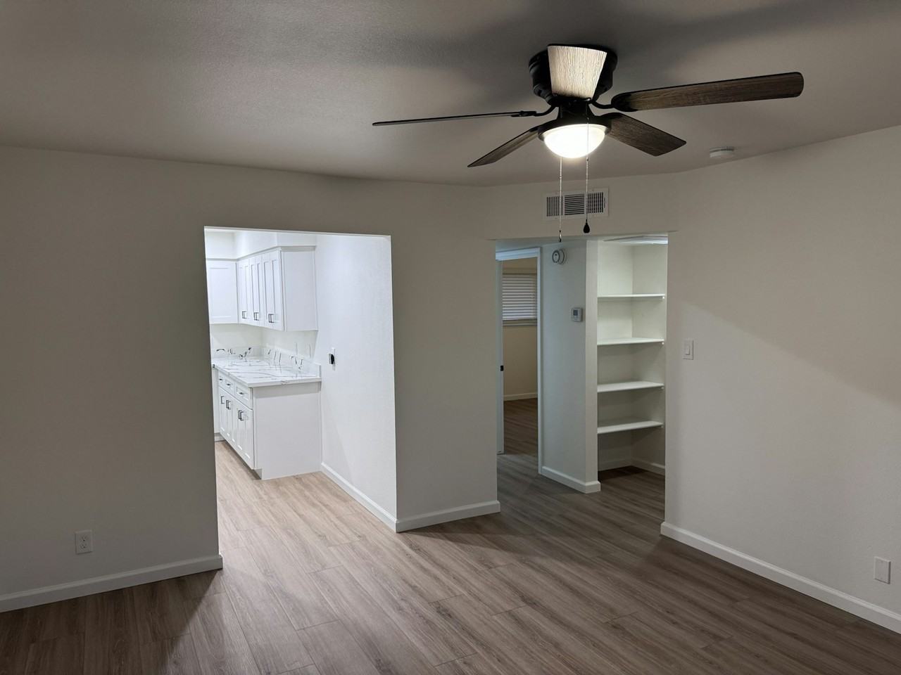 2126 North Glenn Avenue, Unit 2126 - Photo 7 of 30