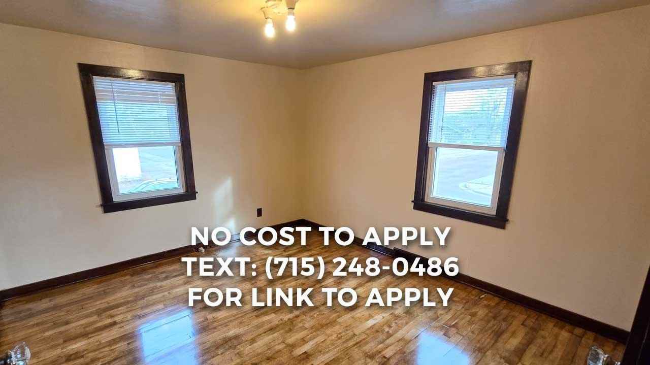 441 13th Street North - Photo 4 of 9