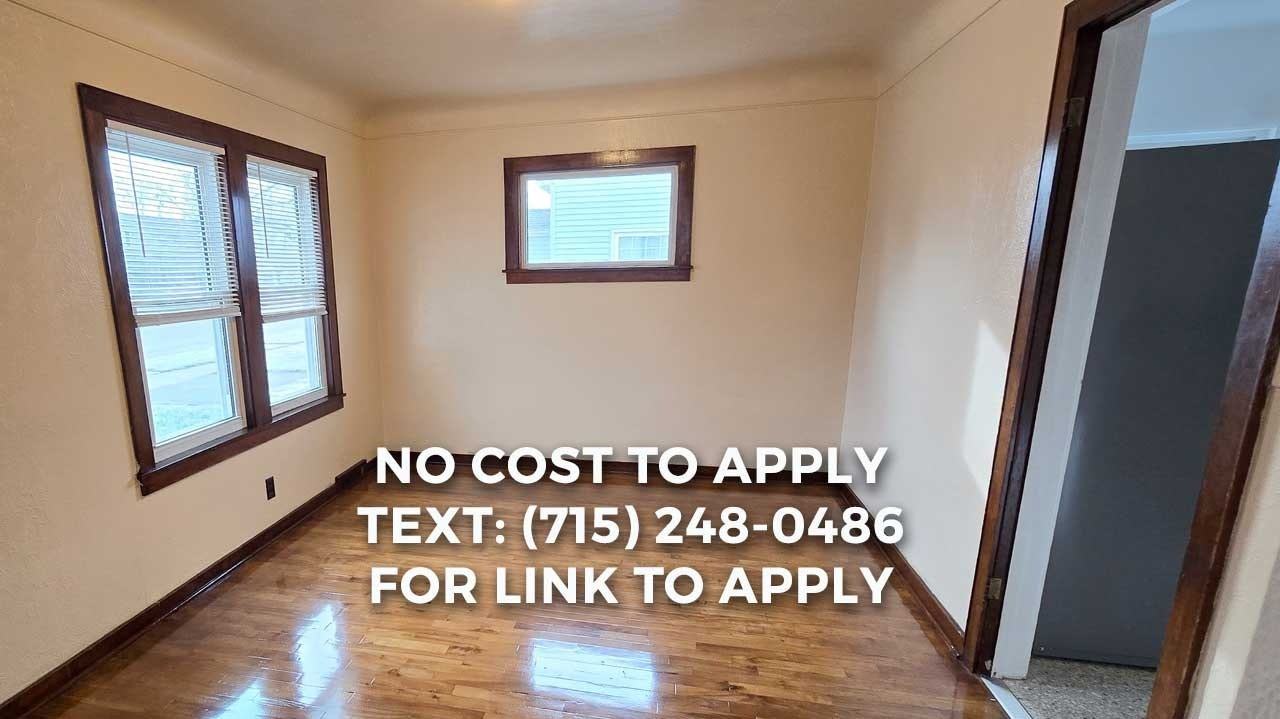 441 13th Street North - Photo 5 of 9