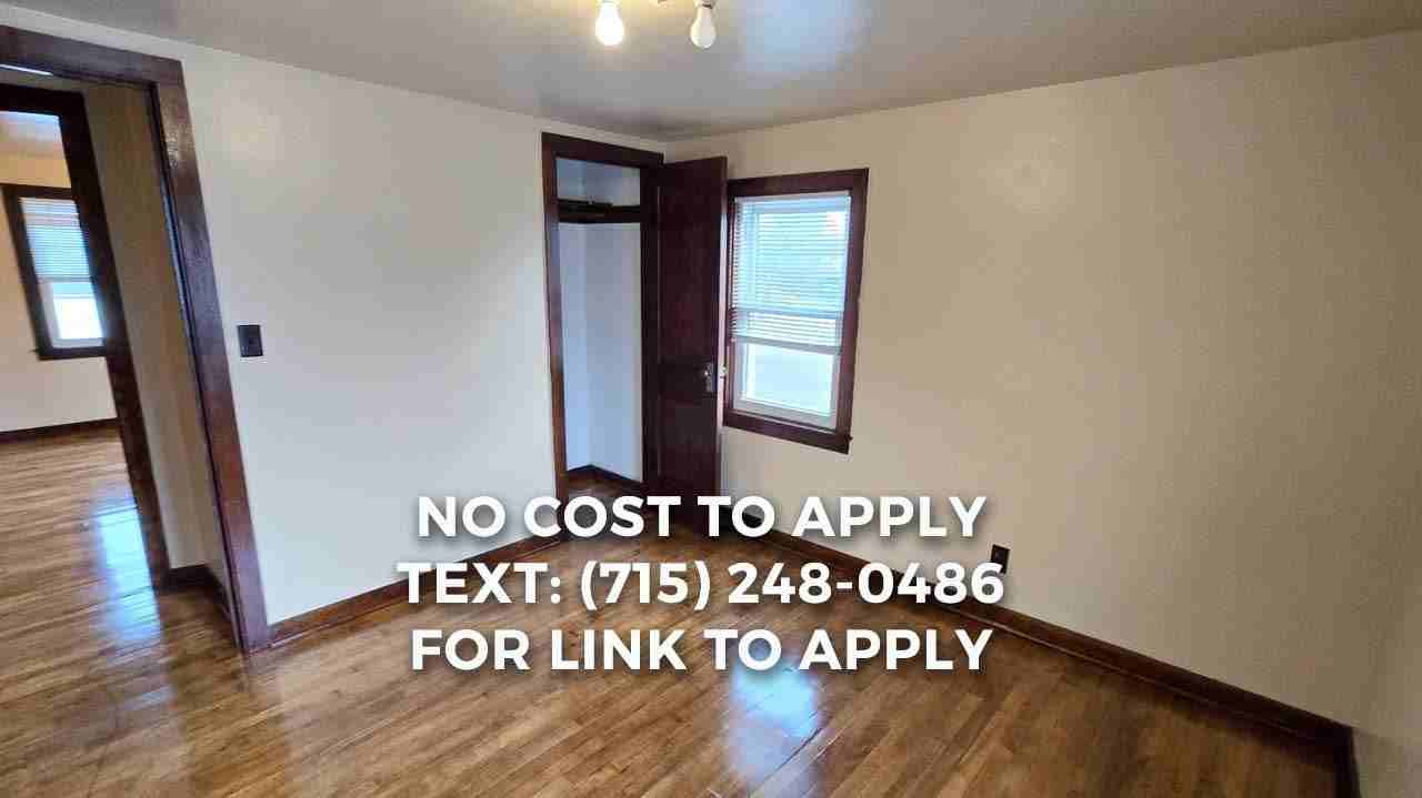 441 13th Street North - Photo 6 of 9