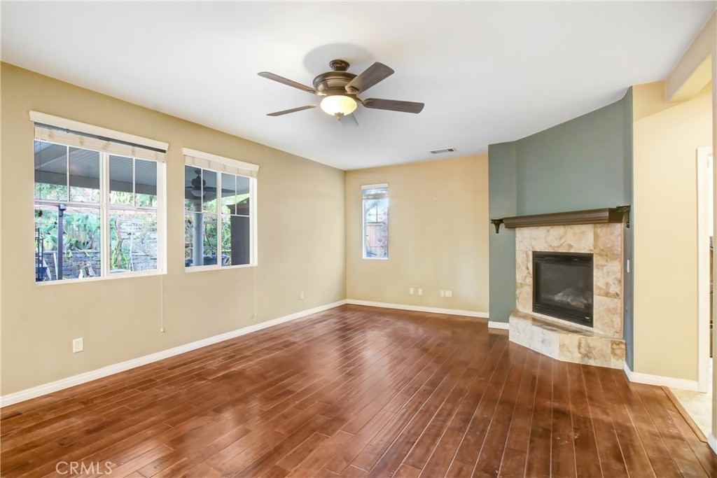 41031 Crimson Pillar Ln #41031 - Photo 3 of 23