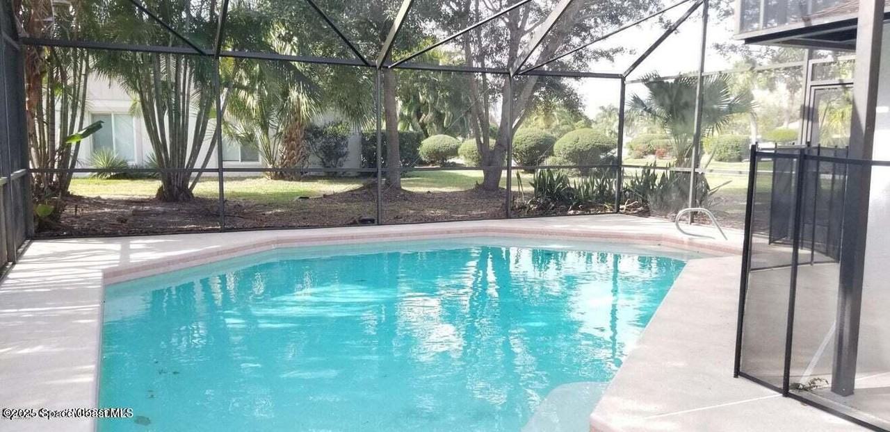 300 Olympia Ct #300 - Photo 6 of 14