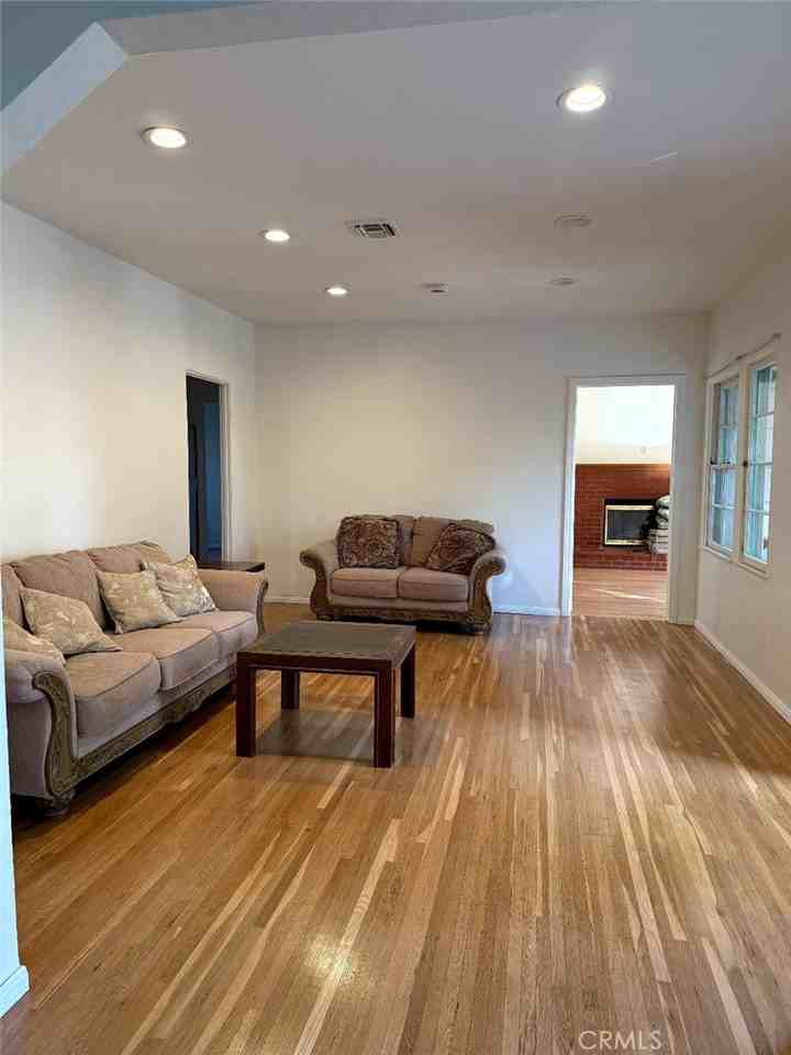 7429 Hesperia Ave #7429 - Photo 6 of 15