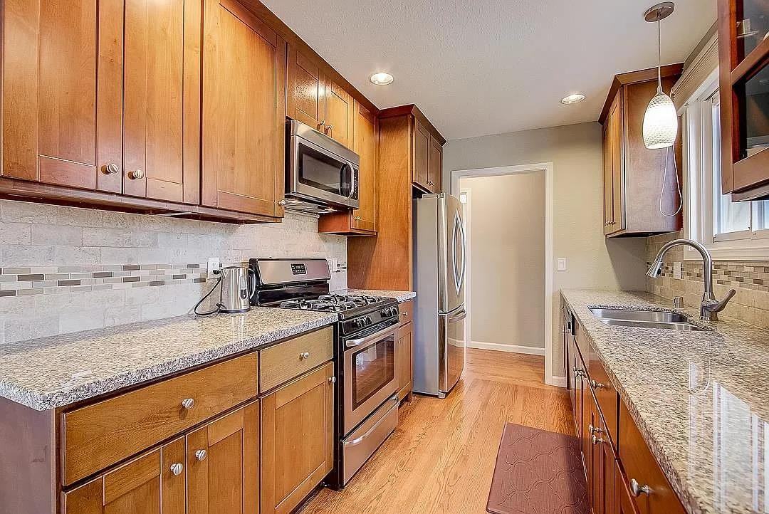 463 Larkspur Drive #463 - Photo 3 of 17